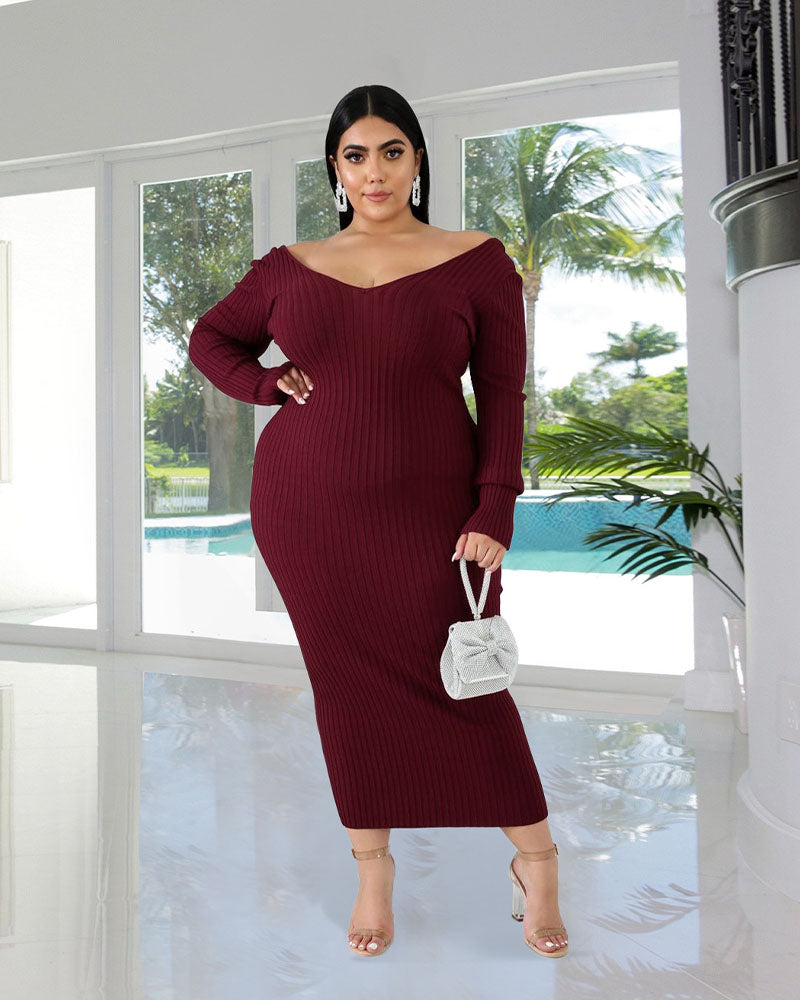 ELEGANT KNITTED DRESS