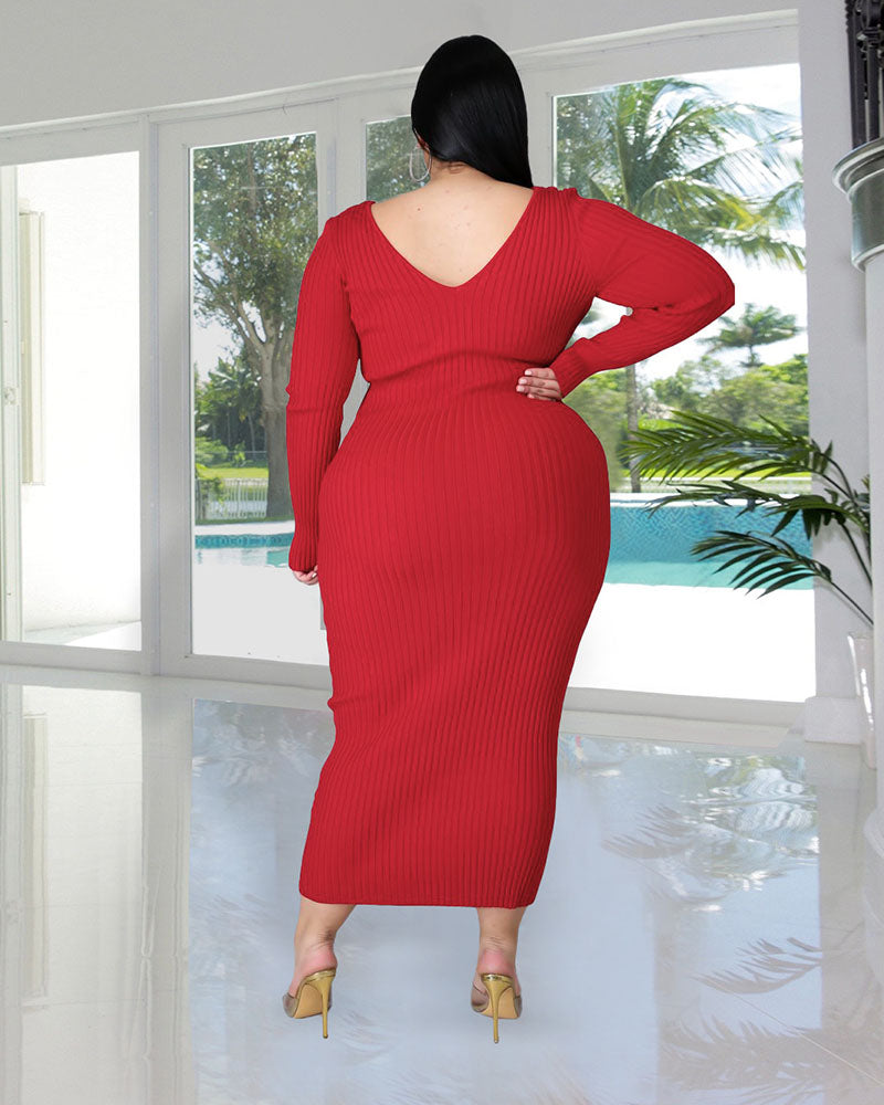 ELEGANT KNITTED DRESS