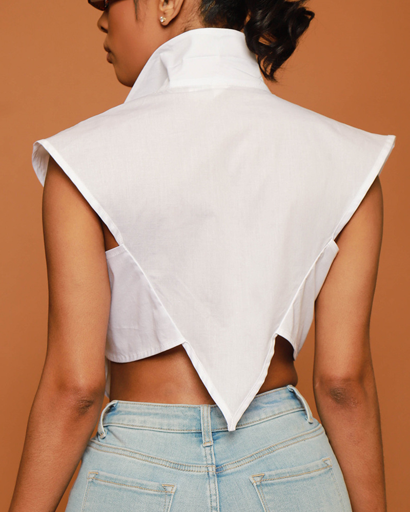 Tuxedo Point Crop Top